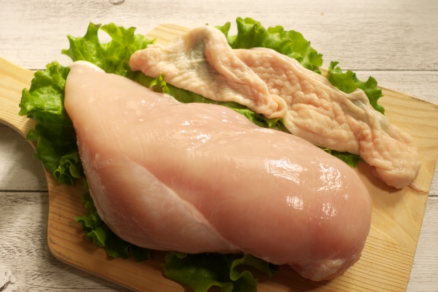 ケイニク【鶏肉】｜カルノシンで筋肉を強く。ビタミンKで骨を強く